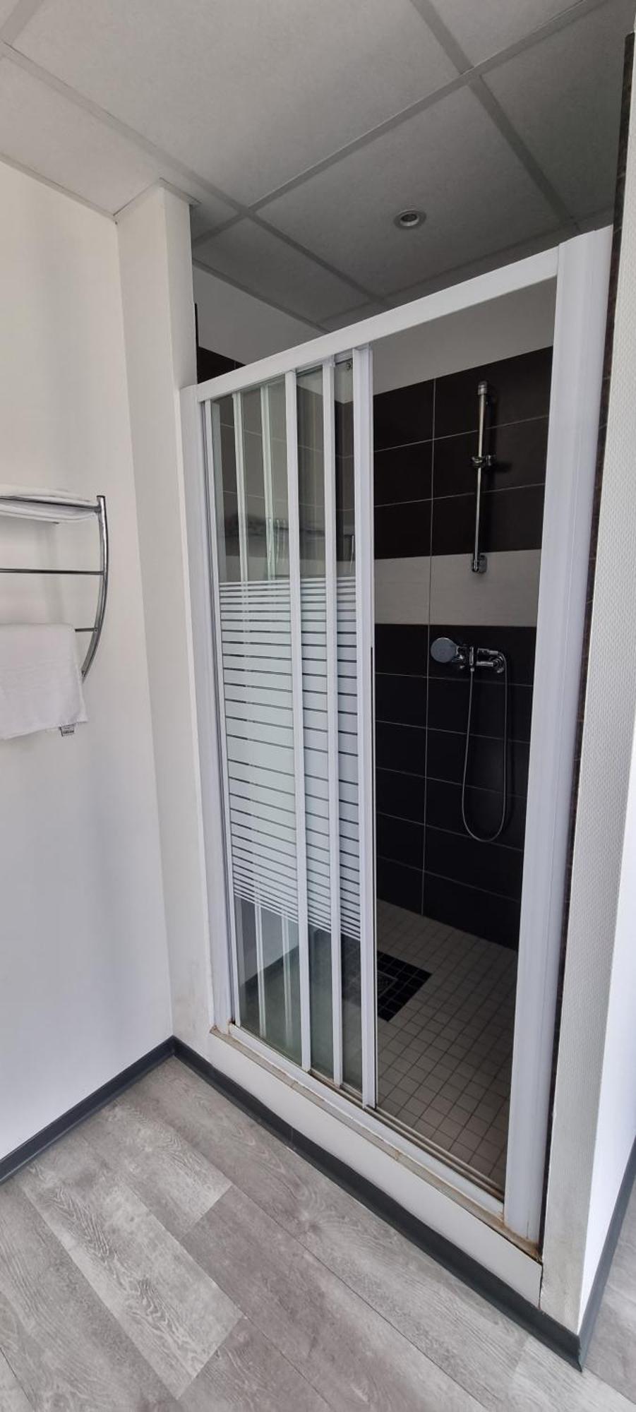 Auberge De Jeunesse - Hi Verdun Экстерьер фото
